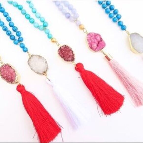 Sacred Druzy Blue & White tassel necklace - Picture 3 of 8